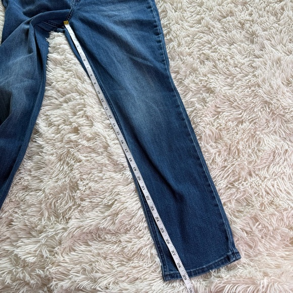 Old Navy High Rise Wow Straight Jeans Size 12 - Picture 10 of 11